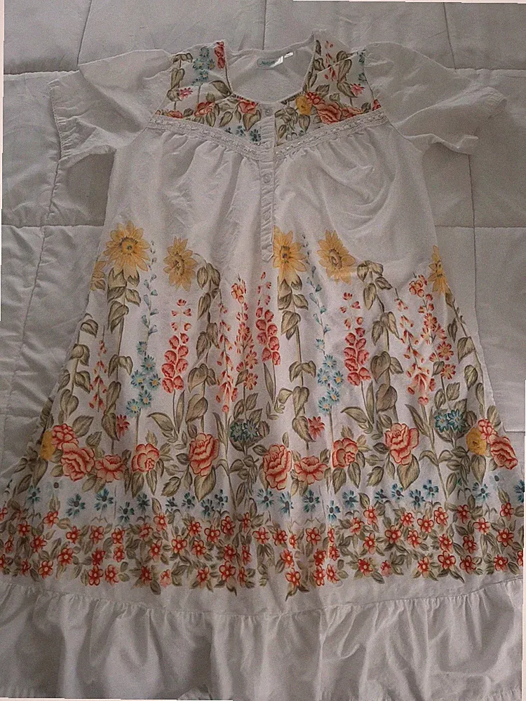 Vintage National House Dress Night Gown patio lounger size medium Sunflowers